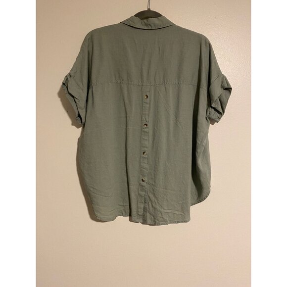 Cato Womens Sage Green Button-Back Top M Casual Popover Flowy City Comfy Blouse - Picture 2 of 13